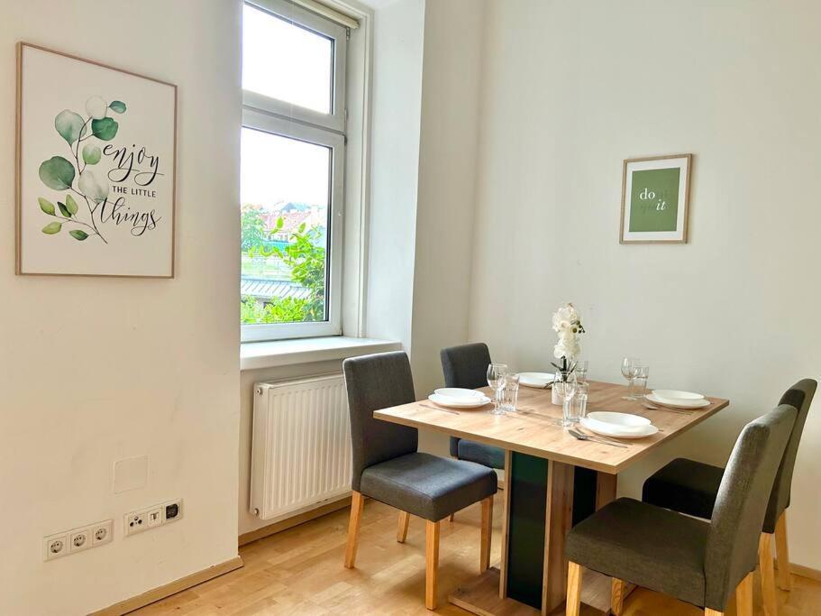 Appartement 50 M2 Stylish With Free Parking & Netflix