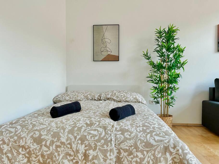 Appartement 50 M2 Stylish With Free Parking & Netflix *